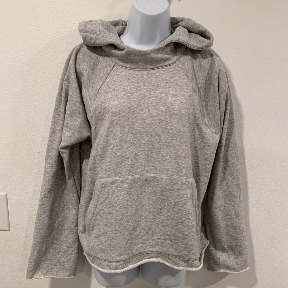 Athleta pullover hoodie